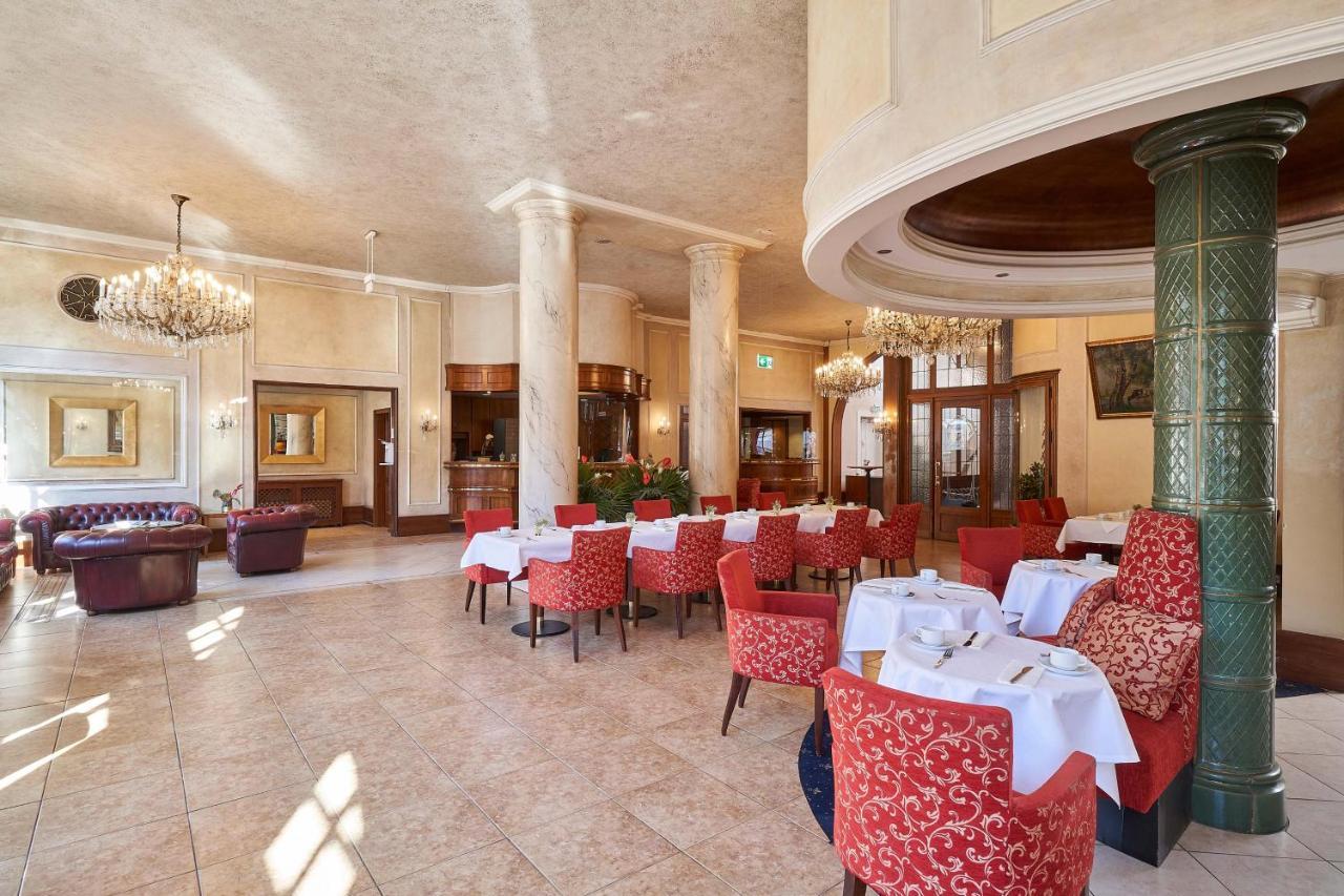 Hotel Monopol - Central Station Francfort-sur-le-Main Extérieur photo