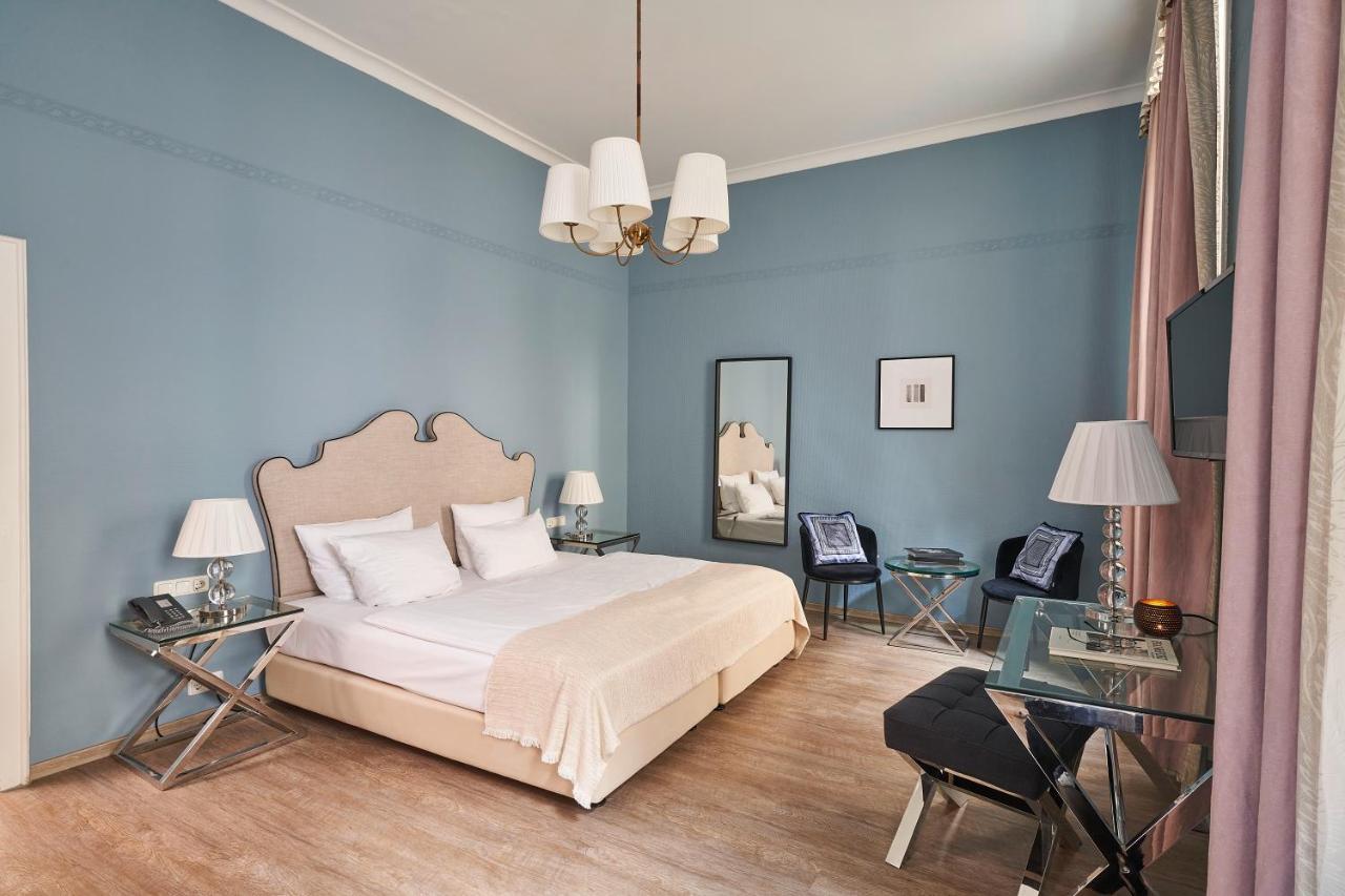 Hotel Monopol - Central Station Francfort-sur-le-Main Extérieur photo