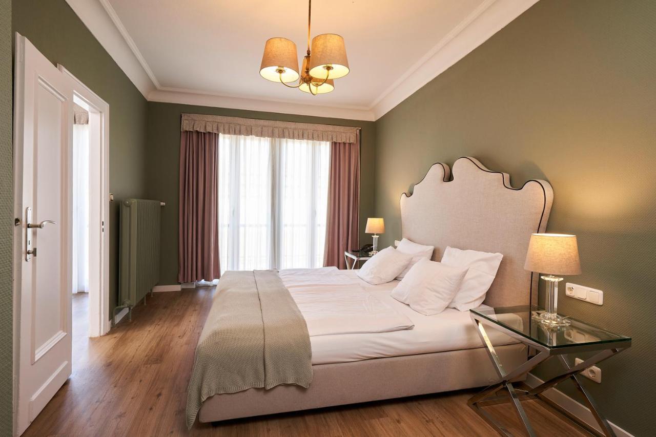 Hotel Monopol - Central Station Francfort-sur-le-Main Extérieur photo