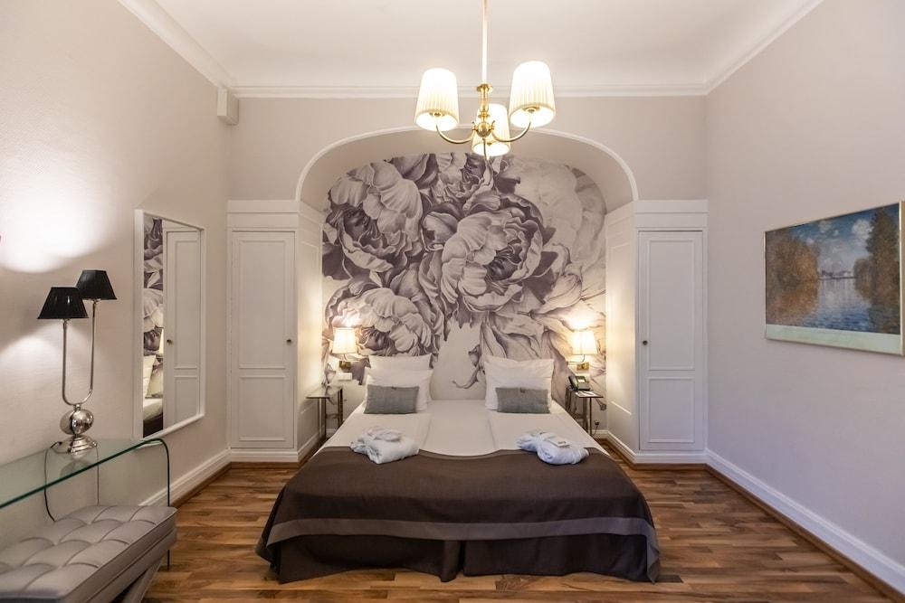 Hotel Monopol - Central Station Francfort-sur-le-Main Extérieur photo