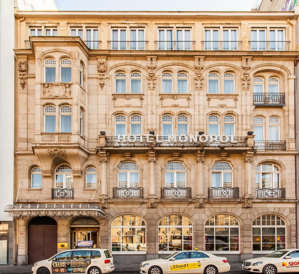 Hotel Monopol - Central Station Francfort-sur-le-Main Extérieur photo