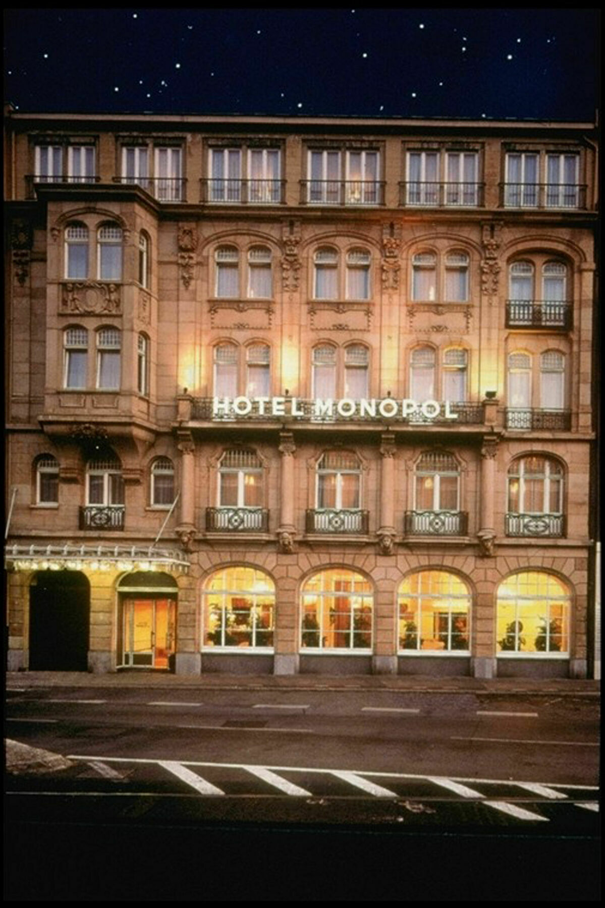 Hotel Monopol - Central Station Francfort-sur-le-Main Extérieur photo